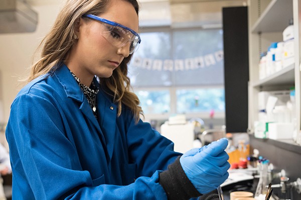 Stephanie Schallenhammer Stephanie Schallenhammer works in a Chemistry lab at Villanova.