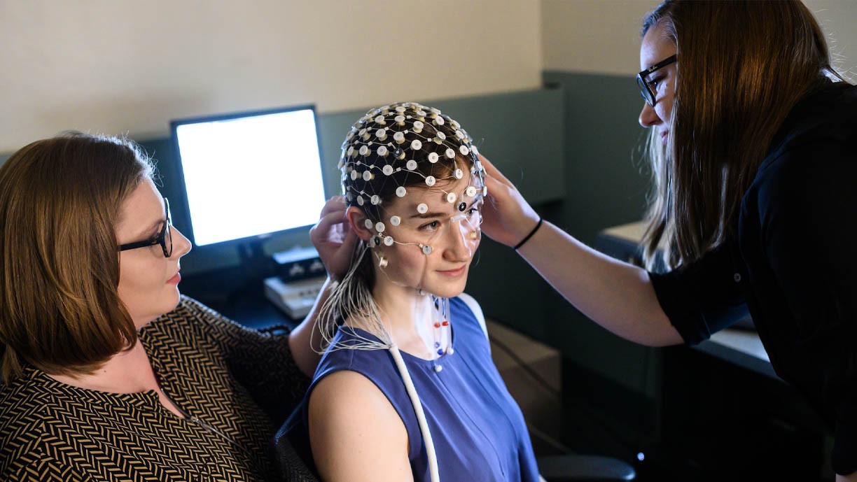 image of student in psychology lab.