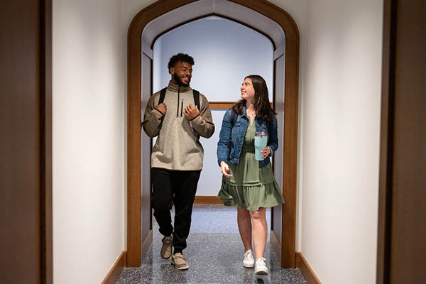 Ava Petrosky Headshot